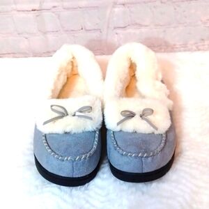 Rock Dove Blue Woman's   Moccasin‎ Street Soles  Slippers XL 11-12 New